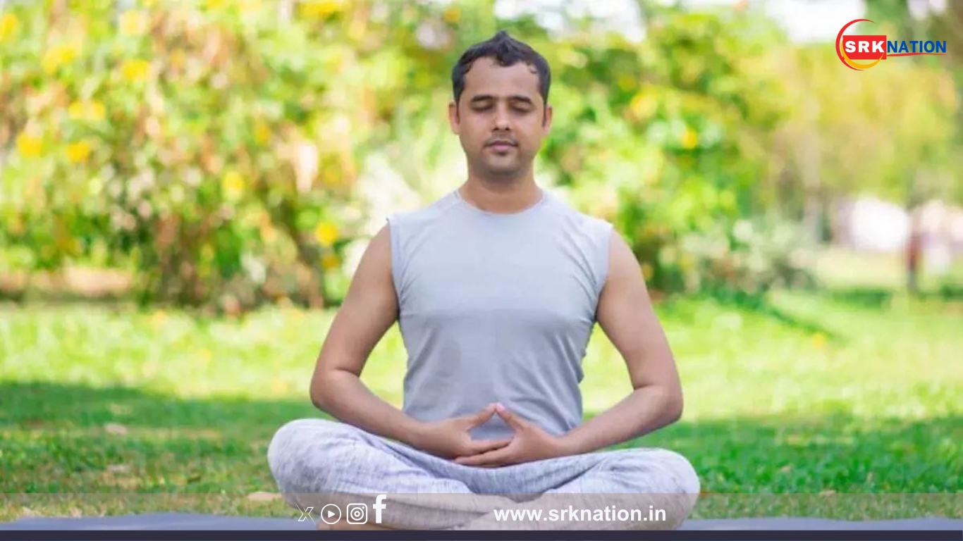 Improve Weak Eyesight with These Morning Yogasanas