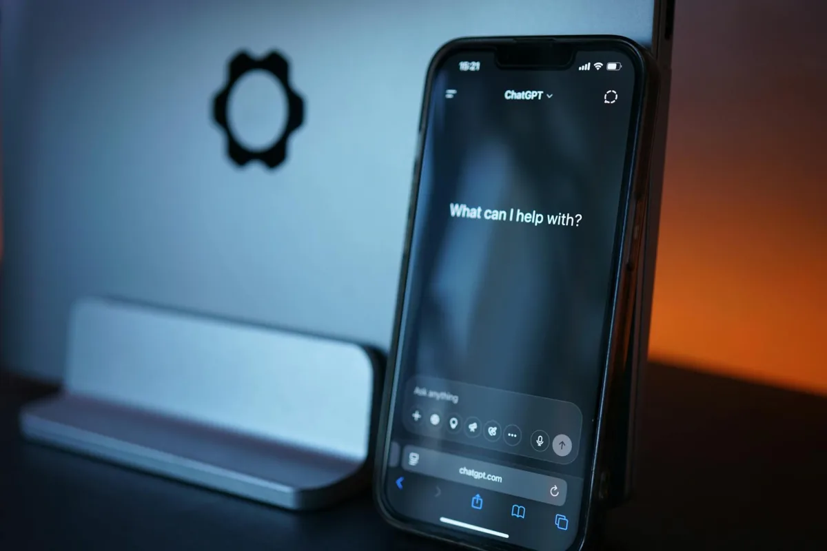 Apple's iOS 27: Opening the Walled Garden to Third-Party AI