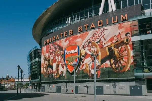 Arsenal Ends Two-Decade Drought to Claim Premier League Crown