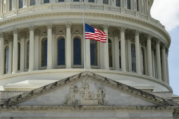 Bipartisan Coalition Forces House Vote on Ukraine Aid Package