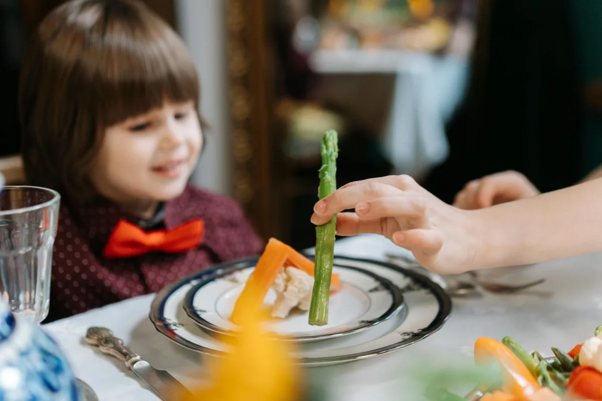 Early Childhood Junk Food Consumption Linked to Long-Term Cognitive Impairment
