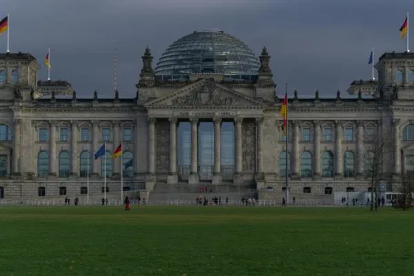 German Political Spectrum Finds Rare Consensus on U.S. Troop Withdrawals
