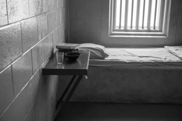 Ghanaian Mother and Child Held in Detention at Washington Airport Despite Valid Visas