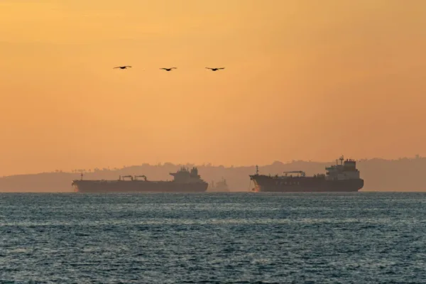 Global Energy Markets Face Volatility as Inventories Hit Record Lows