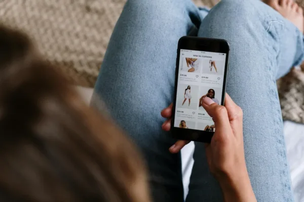 Google Transforms E-commerce with Universal Cart and AI-Driven Shopping Tools