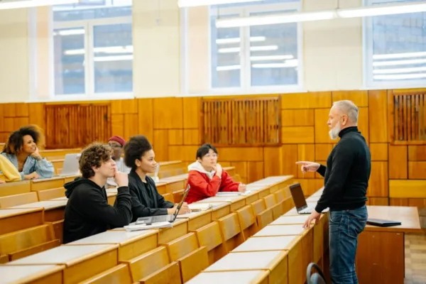 Harvard Faculty Votes to Curb Grade Inflation with New Grading Limits