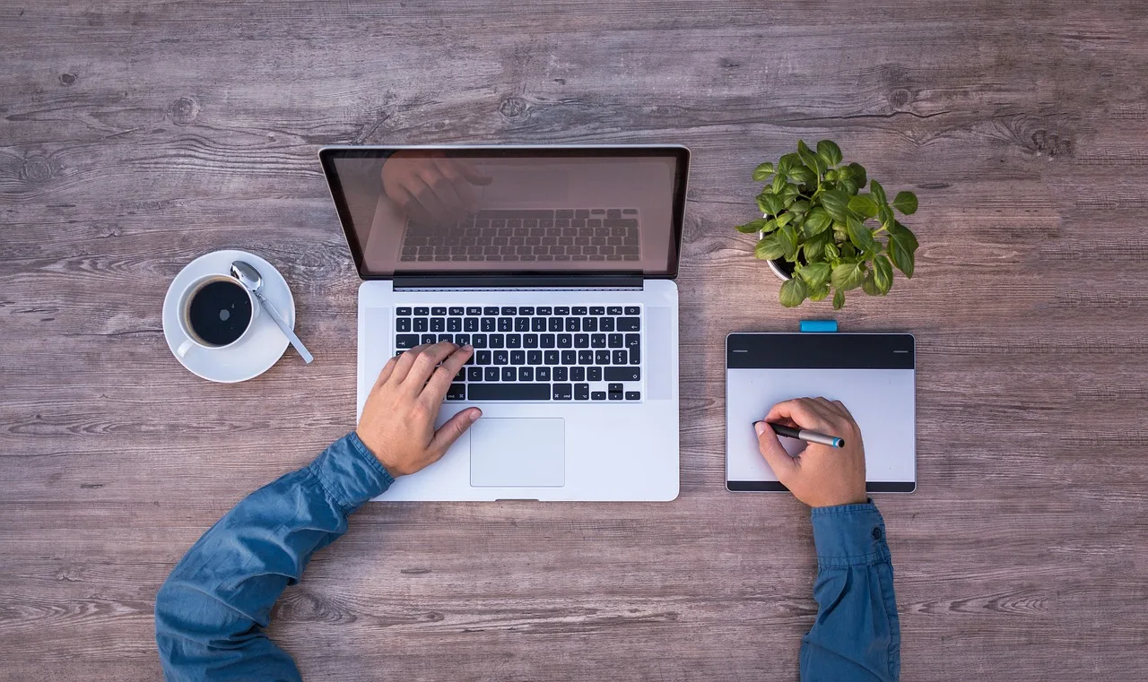 How to Convert JPG to PDF: A Graphic Designer’s Guide