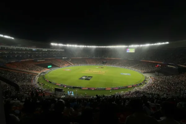 IPL 2026: Chennai Super Kings and Mumbai Indians Face High-Stakes Showdown