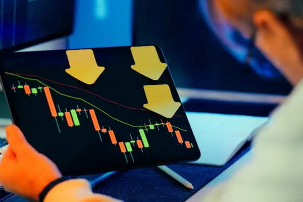Indian Markets Wobble: Sensex, Nifty Dip Amid Global Headwinds and Geopolitical Jitters