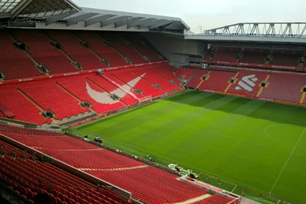Mohamed Salah's Impending Departure: Arne Slot Calls for Fitting Anfield Farewell