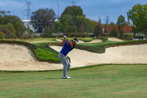 Stewart Cink Seizes Two-Shot Lead at Regions Tradition in Pursuit of Second Consecutive Senior Major