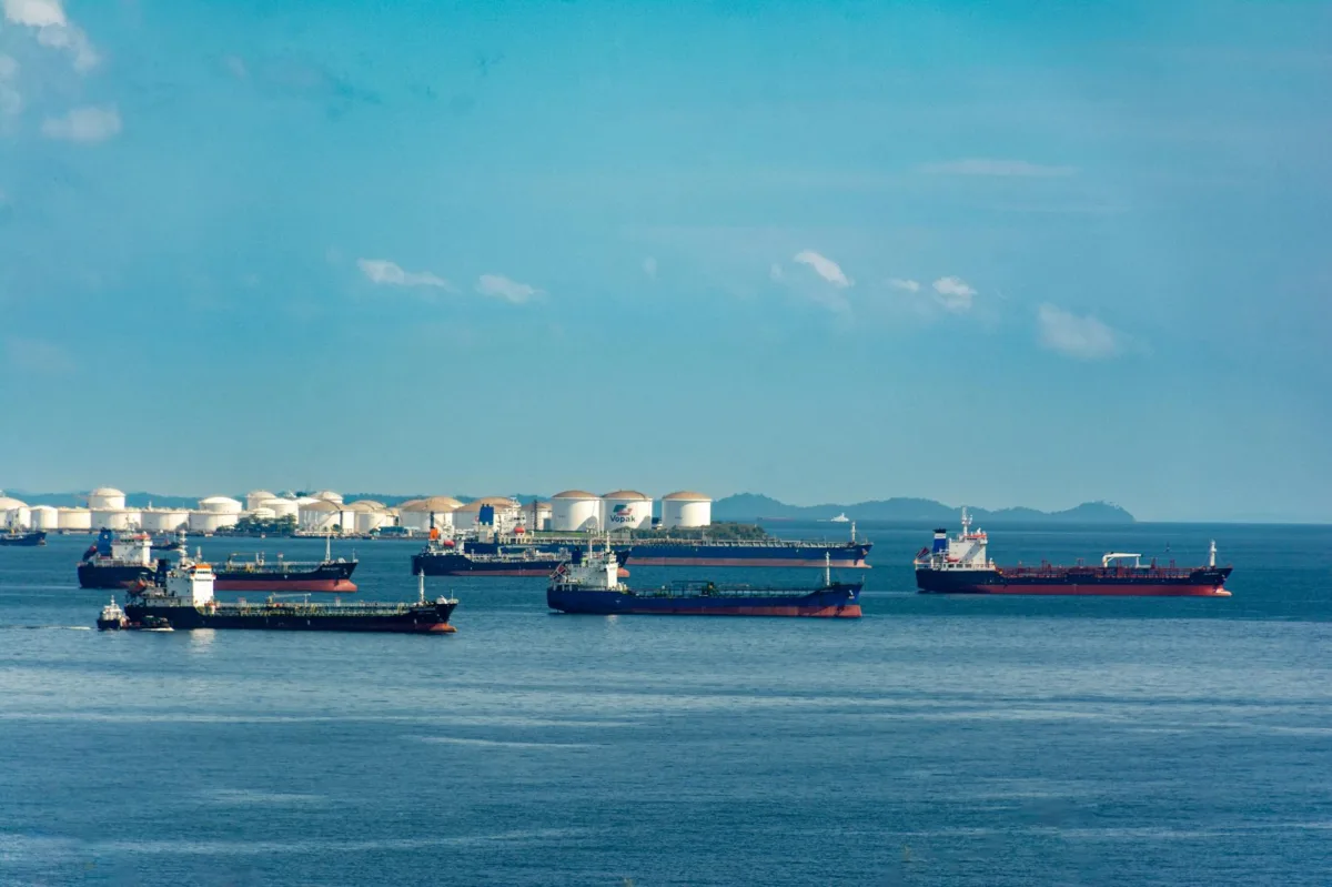 The High-Seas Black Market That Keeps Iran's Illicit Oil Flowing