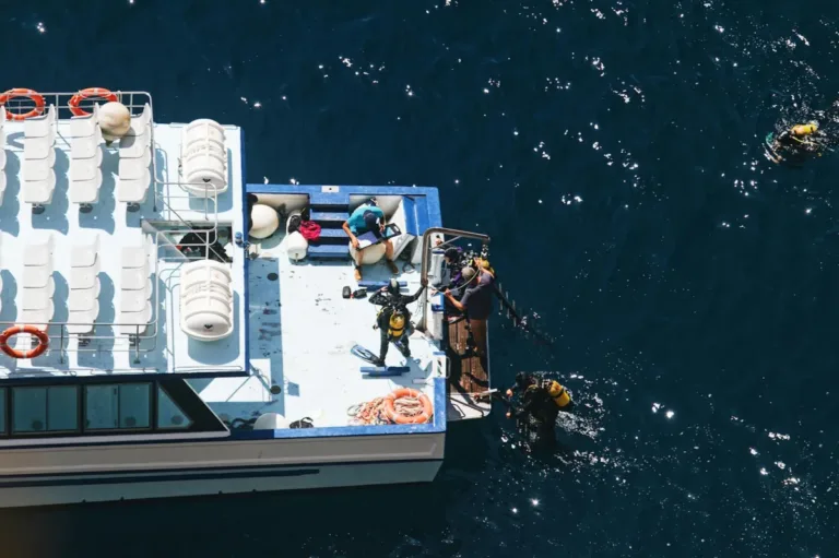 Tragedy in the Maldives: Rescue Diver Dies During Search for Missing Italian Tourists