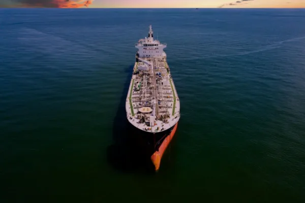 Trump Defends Oil Tanker Seizure Amid Rising Tensions with Iran