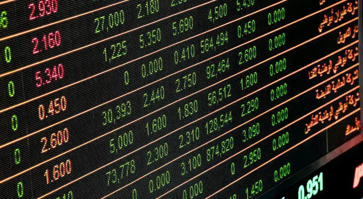 US Bond Yields Surge to Multi-Year Highs, Pressuring Global Markets