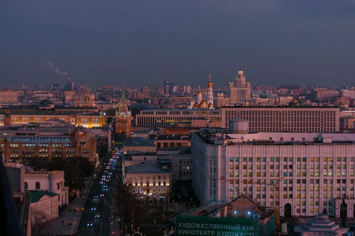 Ukraine Escalates Long-Range Strategy with Major Drone Strikes on Moscow