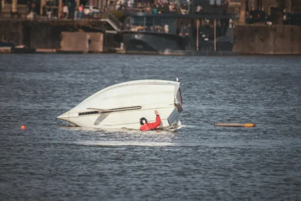 Video Evidence Emerges in Fatal Jabalpur Boat Accident