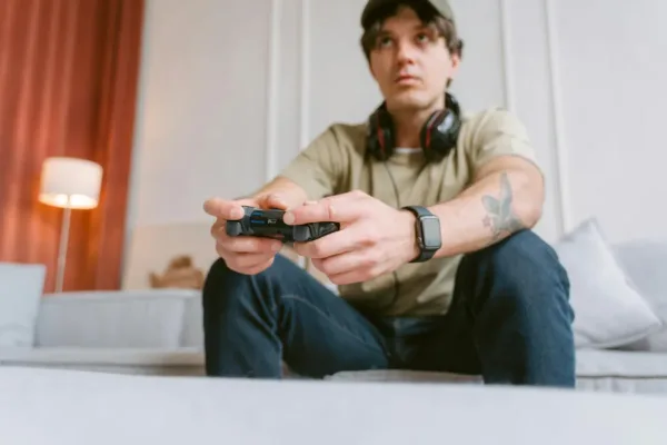 Video Game Industry Pivots to Cinema Nostalgia to Capture Aging Millennial Market