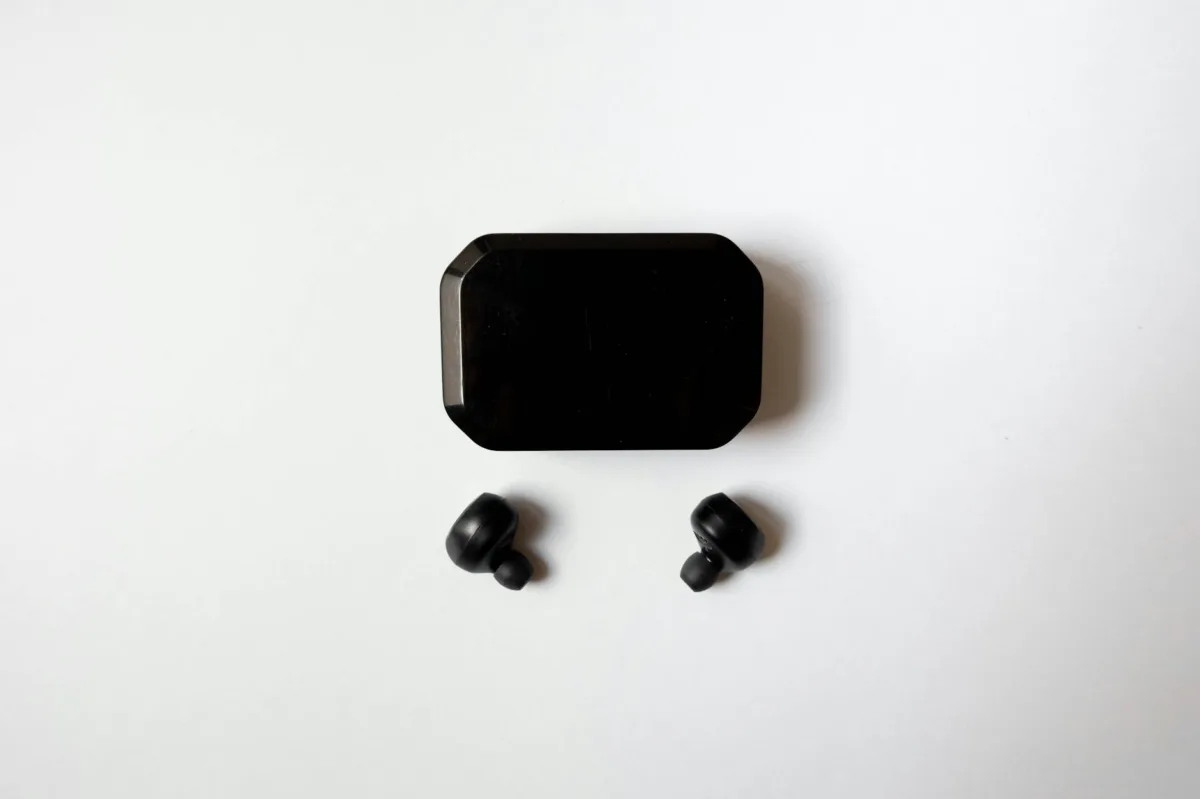 Xiaomi Shifts Strategy with Upcoming Open-Ear Audio Wearables