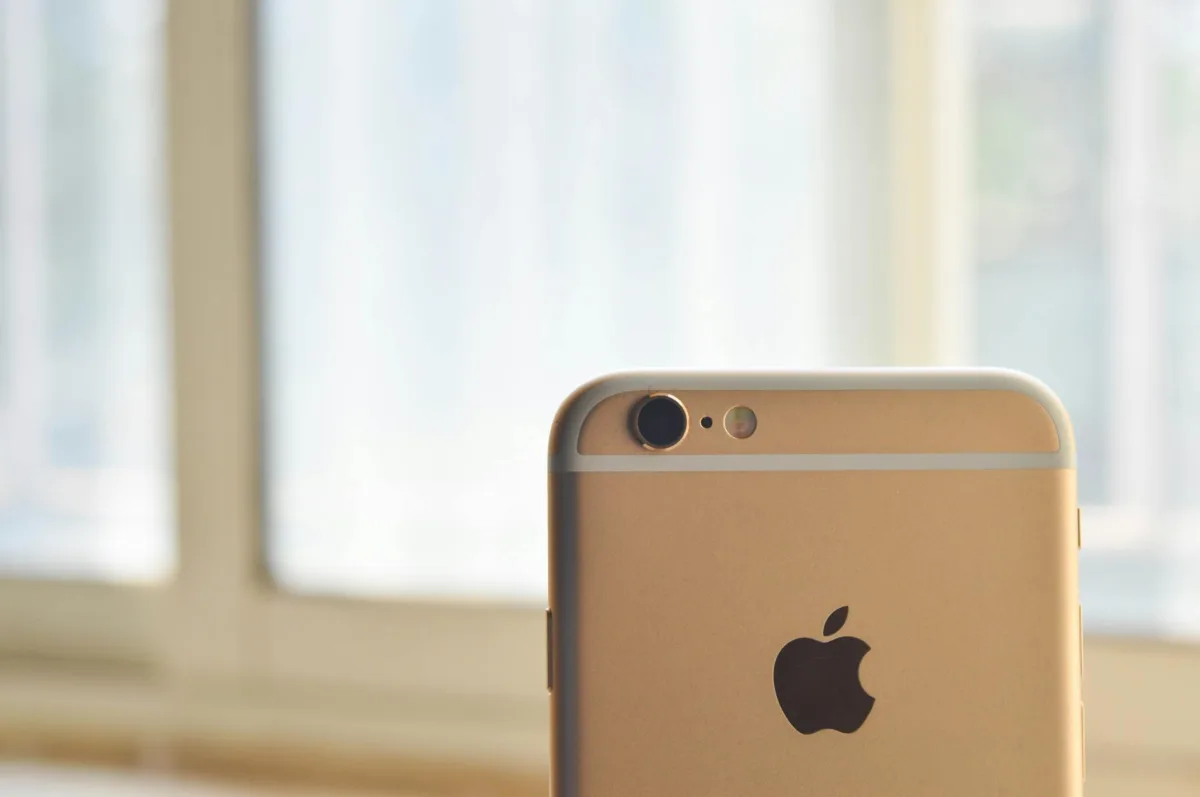 Apple Shifts Strategy for iPhone 18 Pro Max: Design and Hardware Leaks Emerge