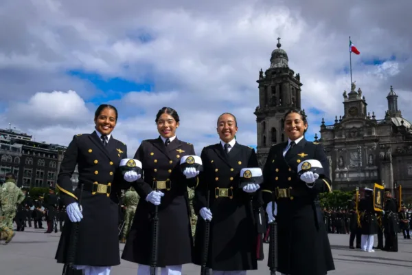 Female Navy Officers Fear Career Stagnation Following Pentagon Promotion Intervention
