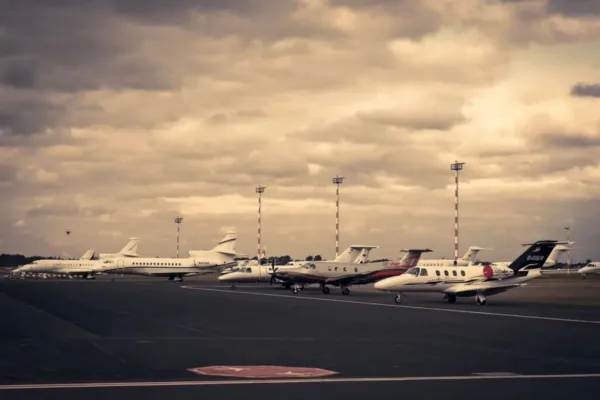 Putin's Inner Circle Maintains Global Travel via Western-Made Private Jets Despite Sanctions