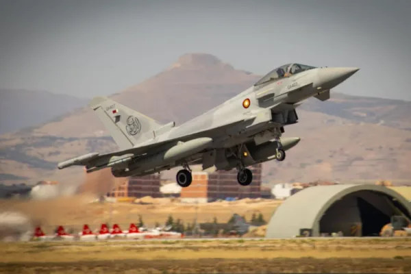 Saudi Arabia Triggers Missile Alert Near Key U.S. Air Base