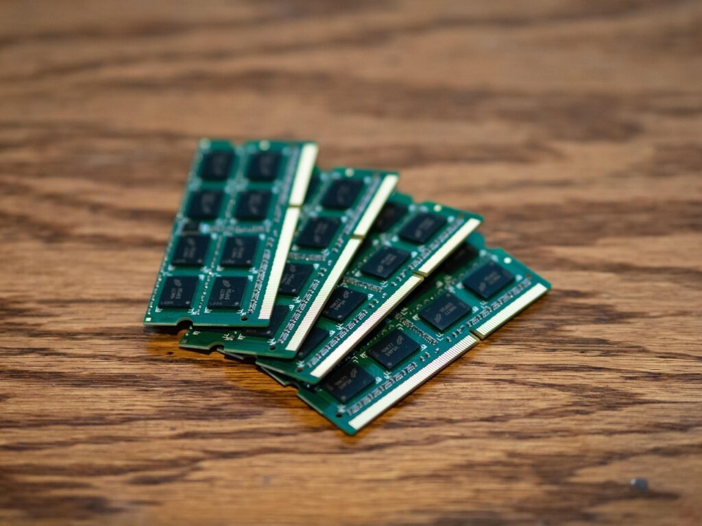 Tech Giants Hike Consumer Prices as Memory Chip Shortage Grips Industry