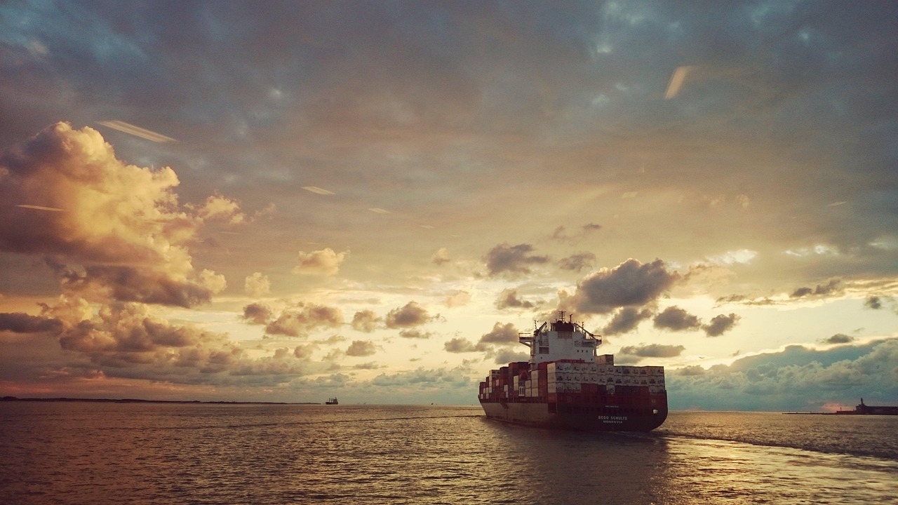 Fertilizer Supply Chain Stabilizes as Cargo Ships Clear Strait of Hormuz