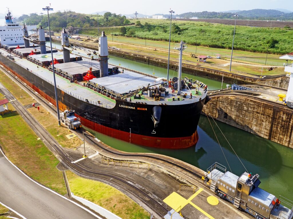Trump Challenges Panama Canal Status and Executive Power in Recent Campaign Remarks