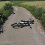 Twitch Streamer Yonna Involved in E-Bike Collision During Live Broadcast