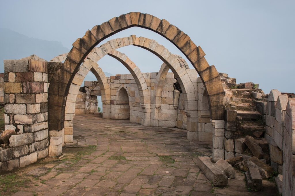 UAE Implements Landmark Heritage Protection Law with Severe Penalties