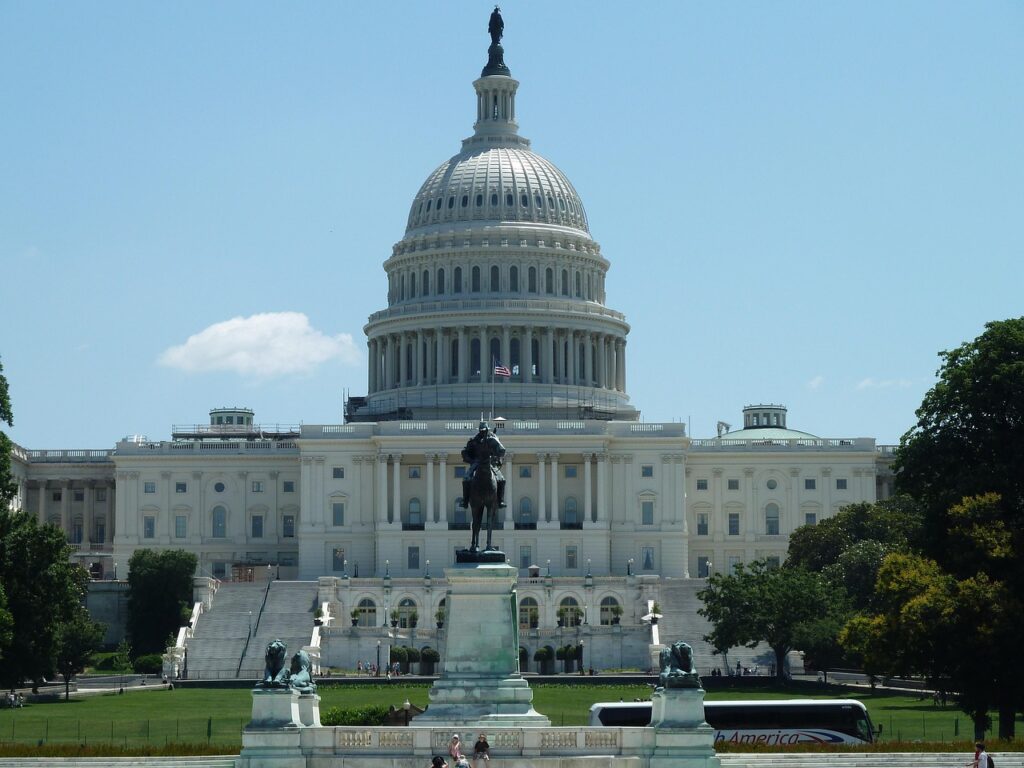 Senate Advances Bipartisan Spending Bill to Avert Federal Shutdown