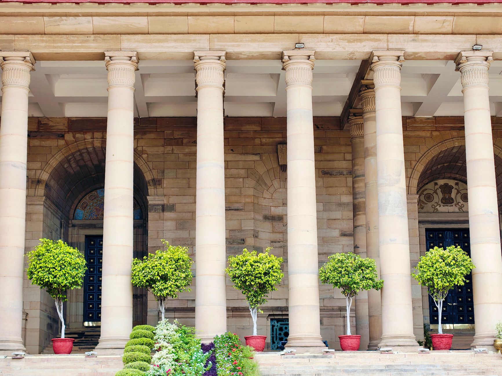 TMC to File Supreme Court Petition Seeking Disqualification of 20 Rebel Lawmakers
