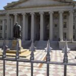 Trump Administration Renews Legal Effort to Remove Fed Governor Lisa Cook