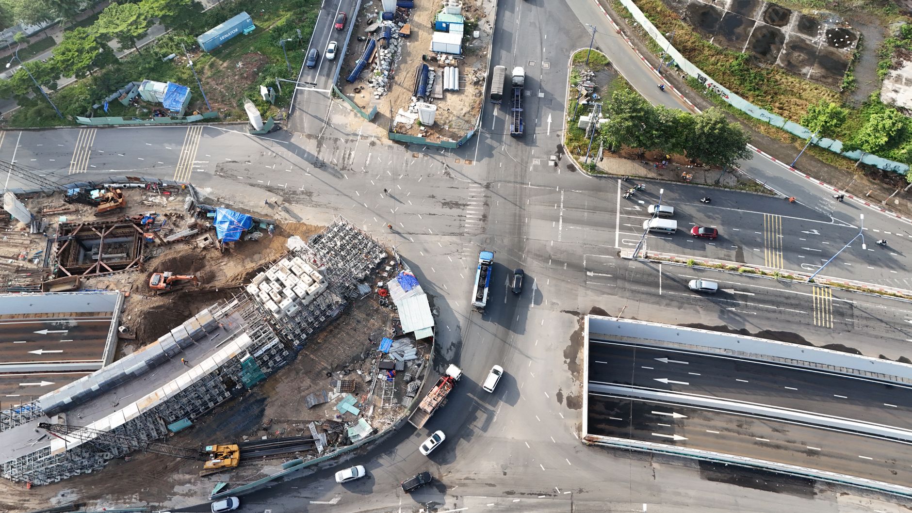 High angle shot of road construction and traffic in Ho Chi Minh City.